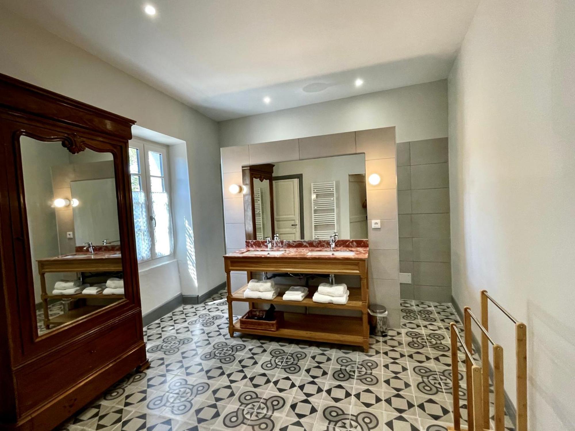 Maison Vigneronne De Bonne Maman - Climatisee Cesseras 外观 照片