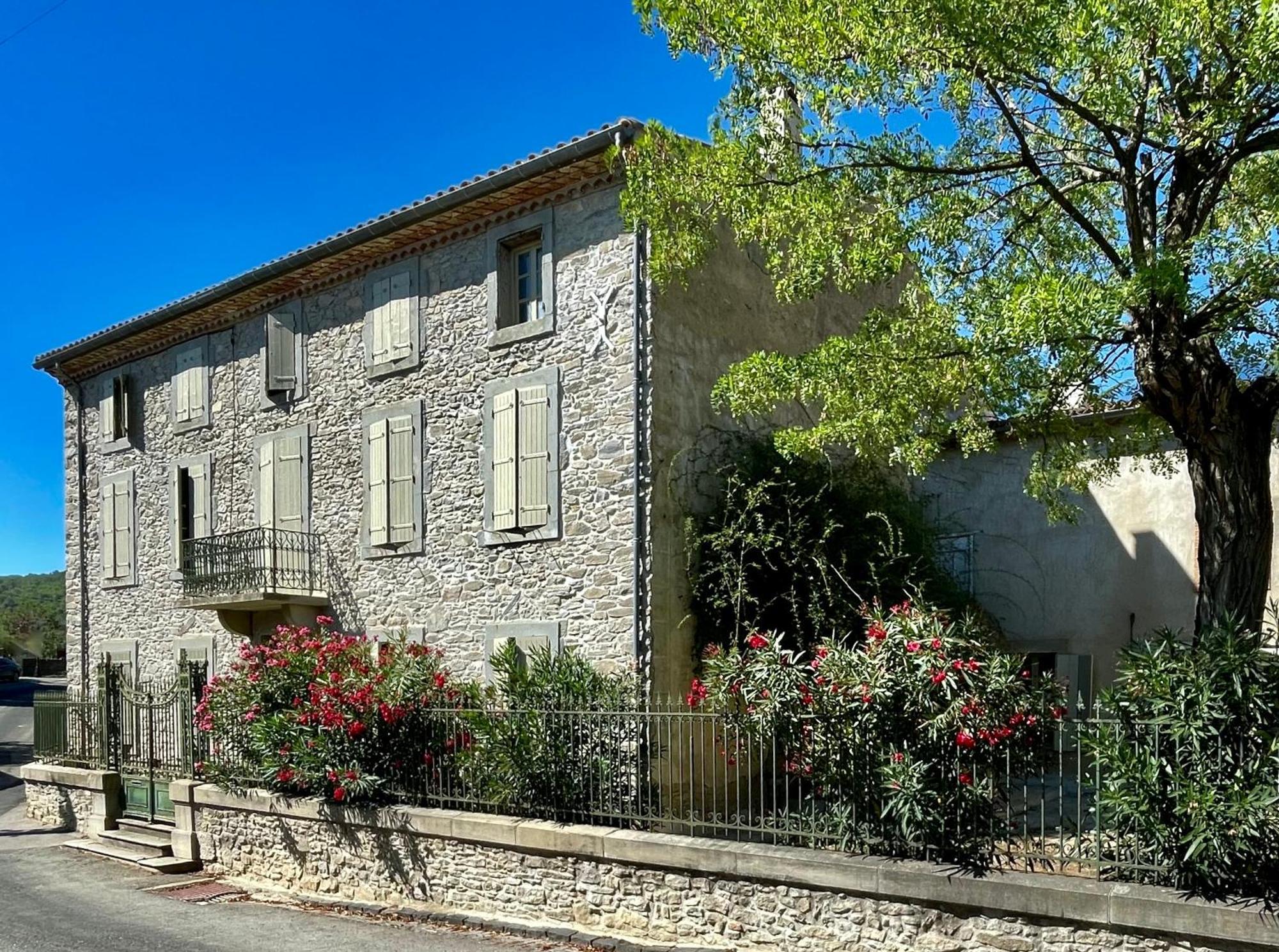 Maison Vigneronne De Bonne Maman - Climatisee Cesseras 外观 照片